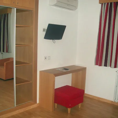 Amic Colon Hotell 3*